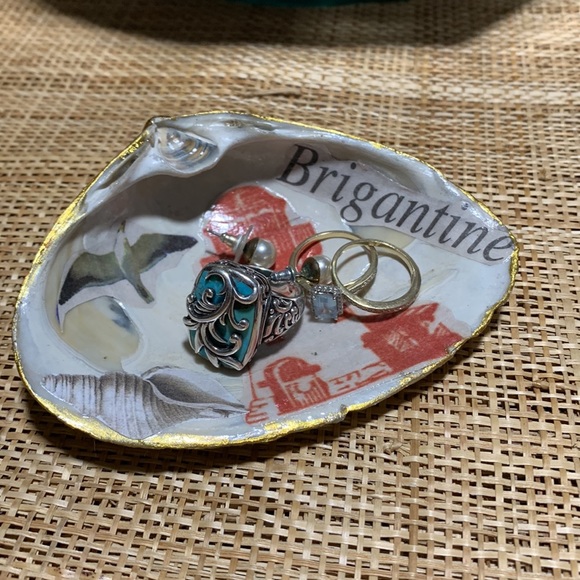 Decoupage Trinket Dish & Accent Piece Hand-painted & Glazed Seashell - Picture 5 of 5